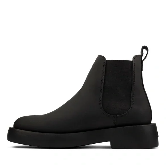 NEW IN BOX!! Ladies Clarks Mileno Chelsea Boot Black - Picture 2 of 4